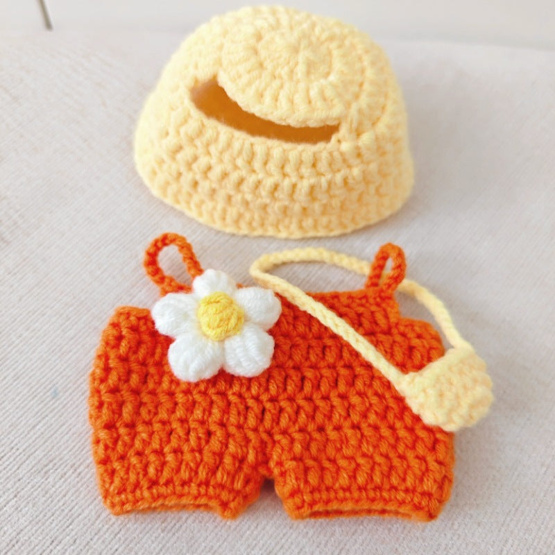 New product hand-crocheted POP MART Labubu baby clothes are suitable for cute factory direct sales wholesale