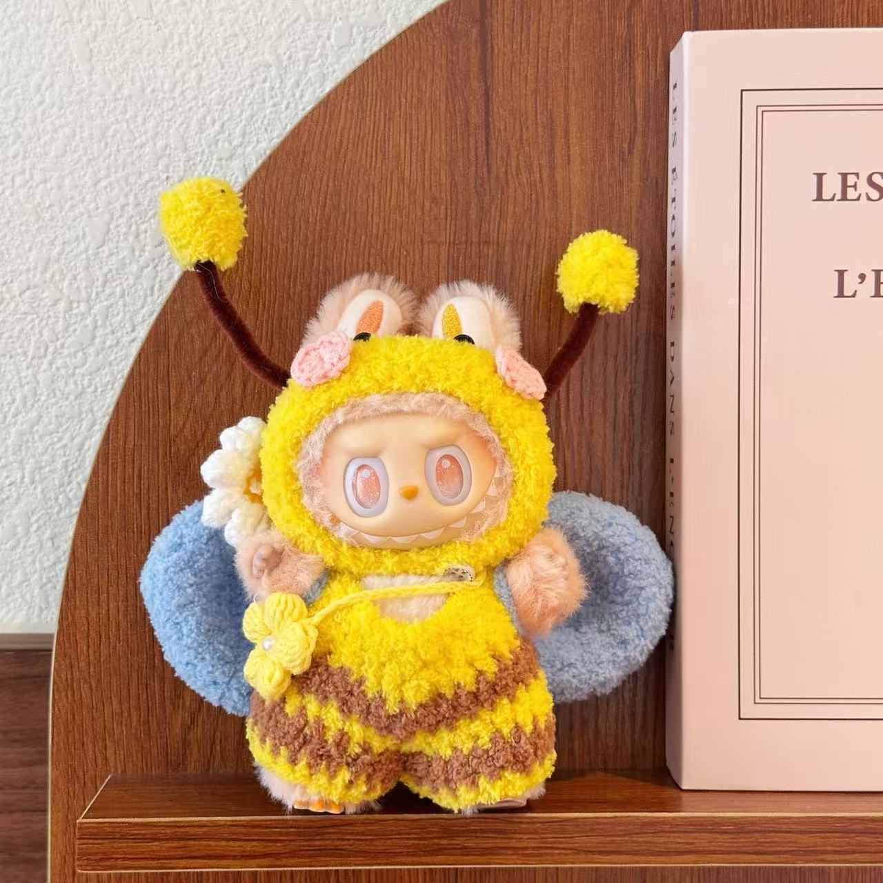 17CM Labubu baby clothes LABUBU handmade crochet clothes first generation second generation third generation can wear handmade baby clothes set