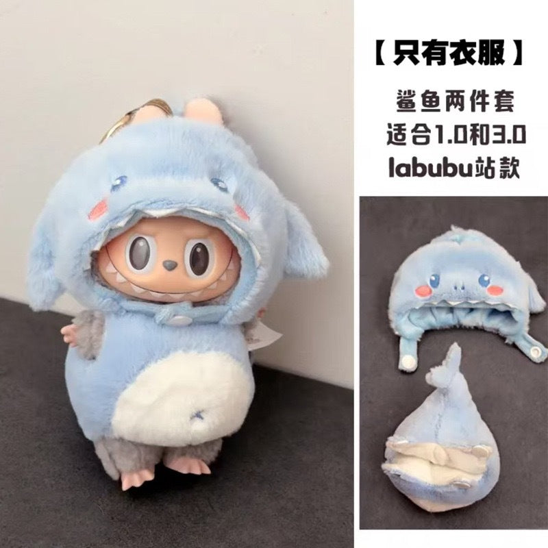 Labubu 17cm pendant cockroach baby clothes keychain Labubu doll one-piece fried shrimp cute accessories clothes only
