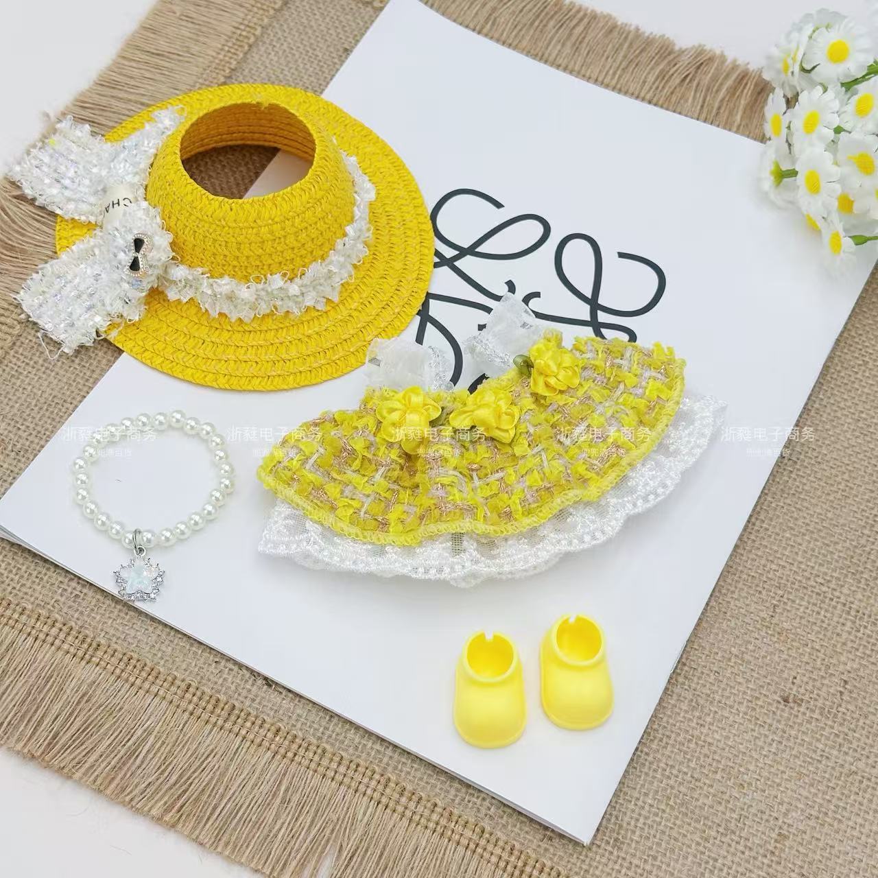 Summer new labubu empty top straw hat princess skirt necklace set Labubu standing posture universal baby clothes