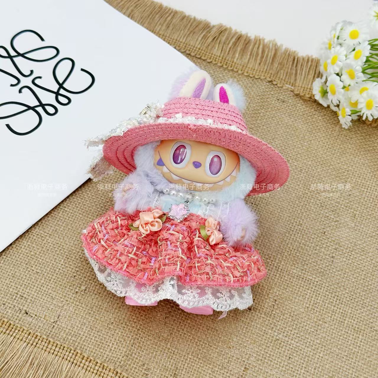 Summer new labubu empty top straw hat princess skirt necklace set Labubu standing posture universal baby clothes